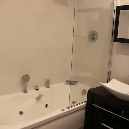 Apartman Beau T2 Face Aux Thermes - Av Royat